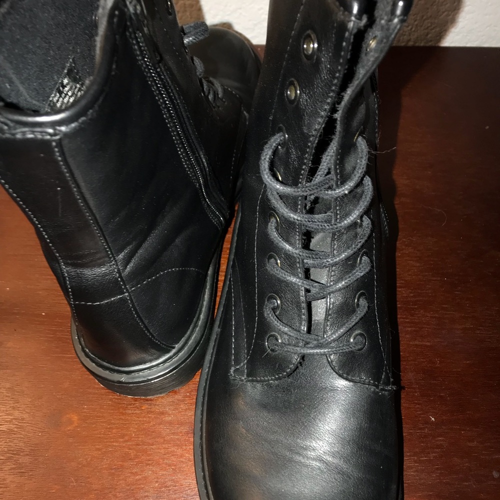 Black Boots